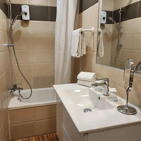 Hotel Abalone - Centre Gare 2*