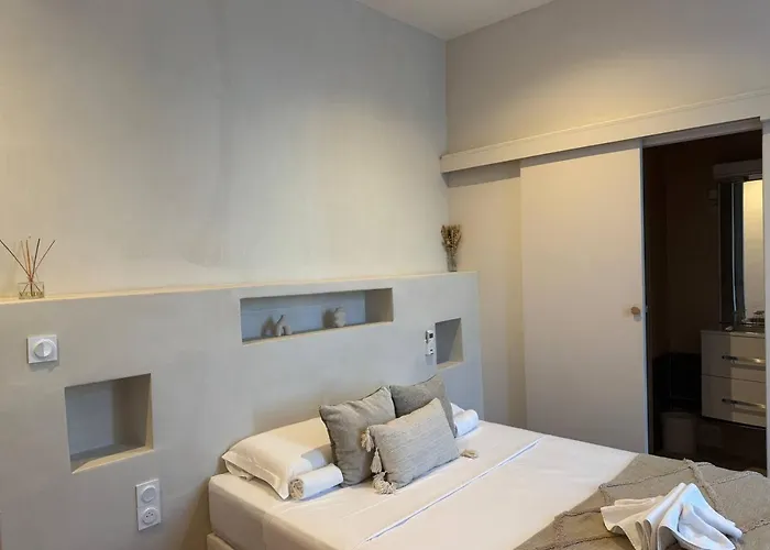 Abalone - Centre Gare Hotel